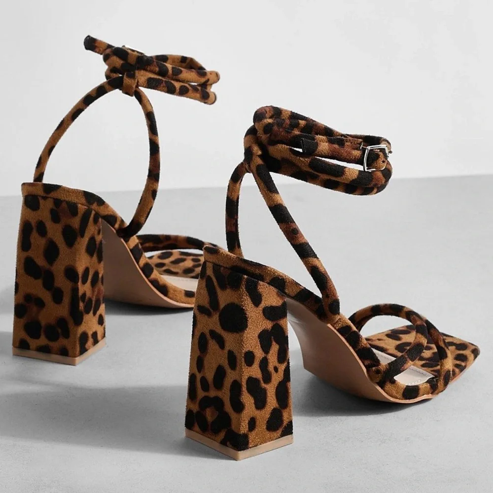 Leopard Block Heel - Picture 4 of 5